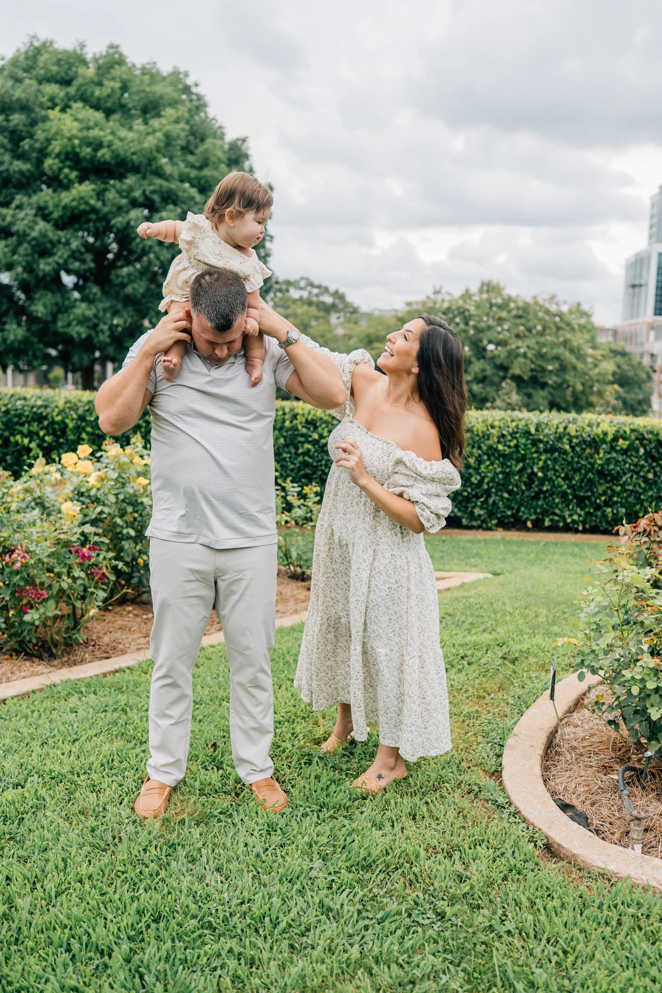 Shaw Rose Garden Family Photos in Downtown Greenville