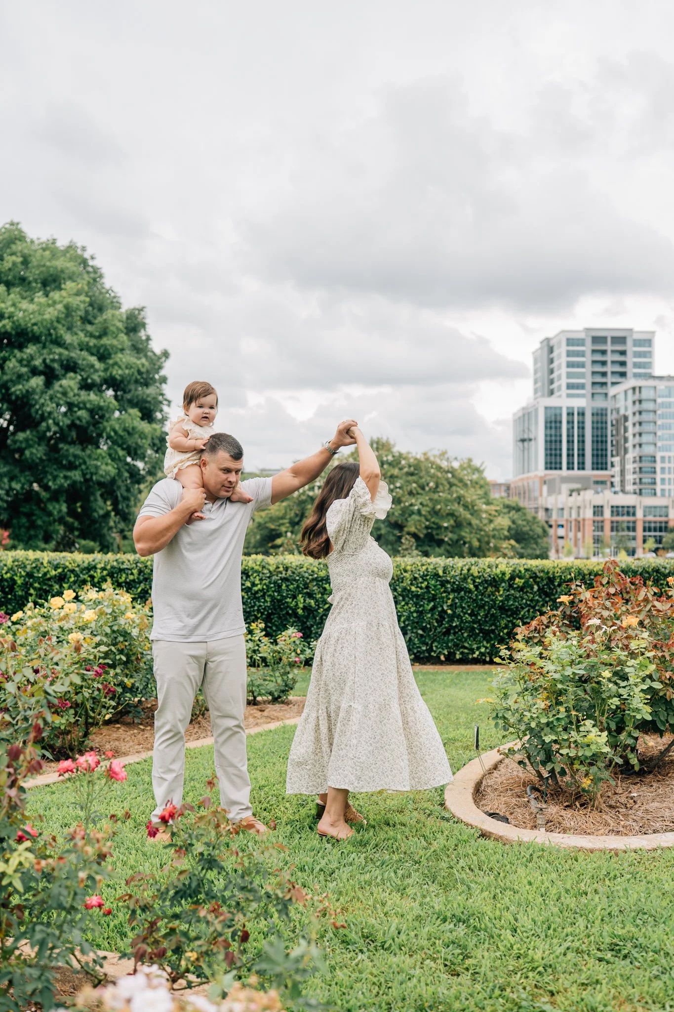 Shaw Rose Garden Family Photos in Downtown Greenville