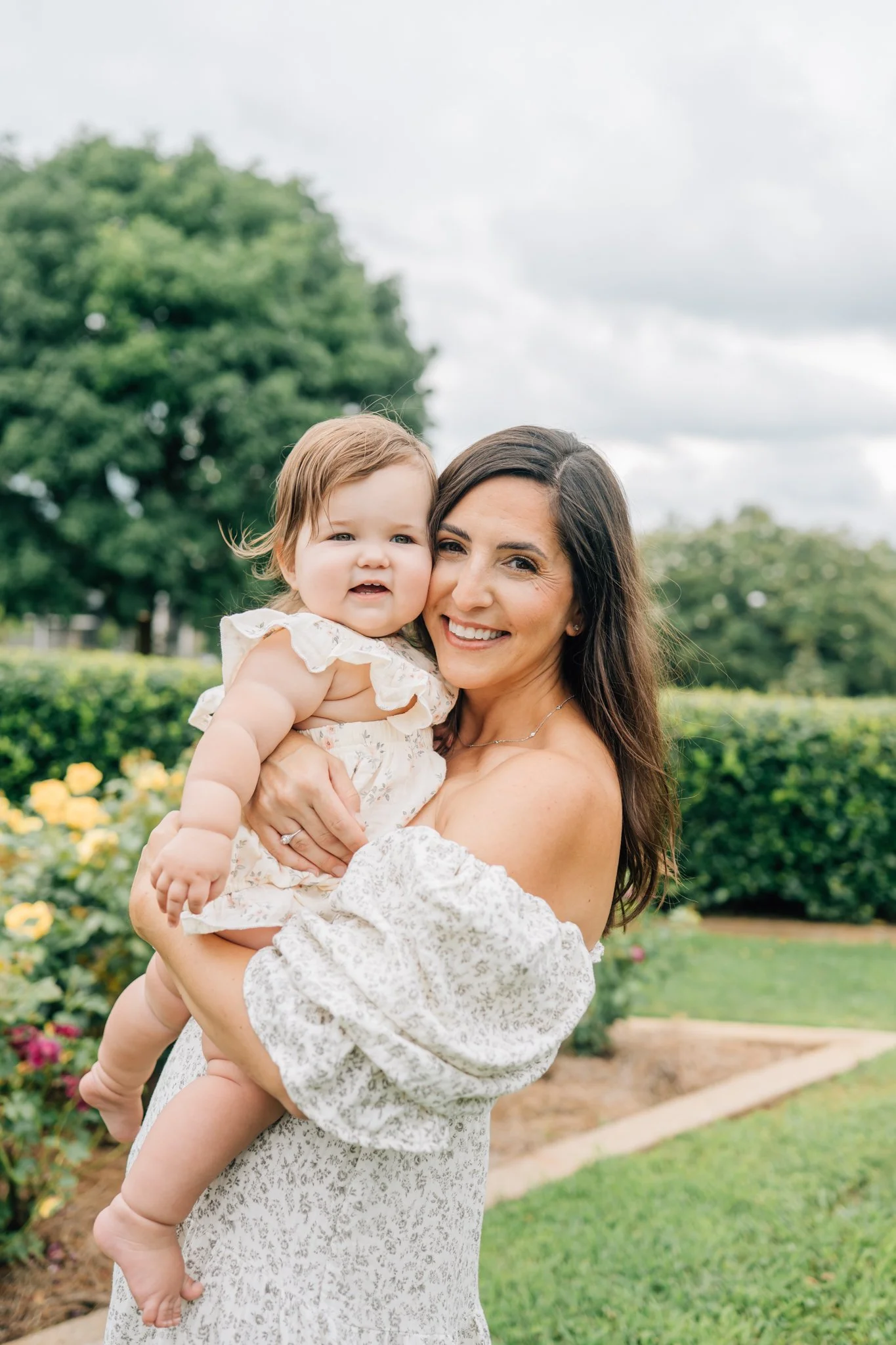 Shaw Rose Garden Family Photos in Downtown Greenville