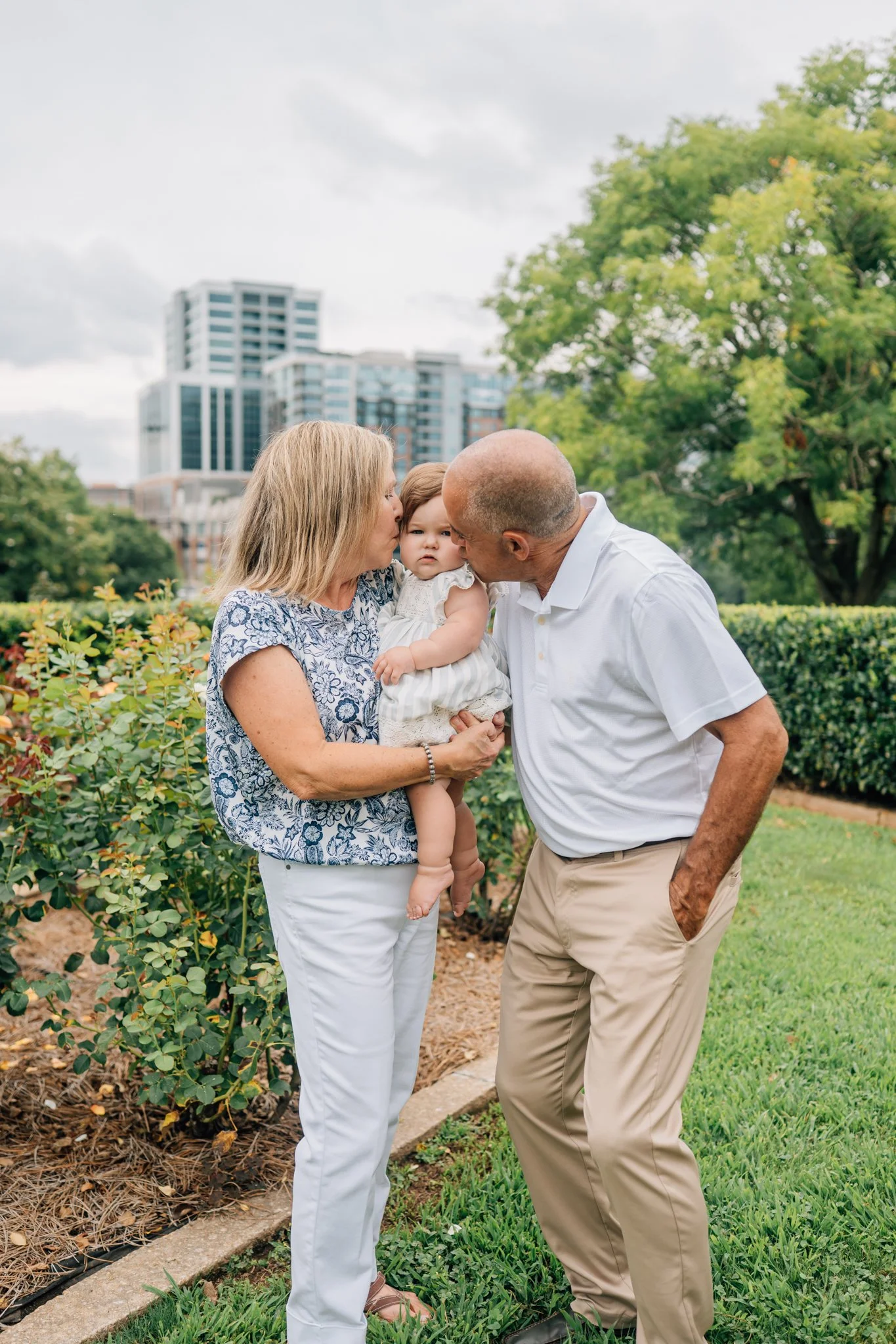 Greenville Extended Family Photographers