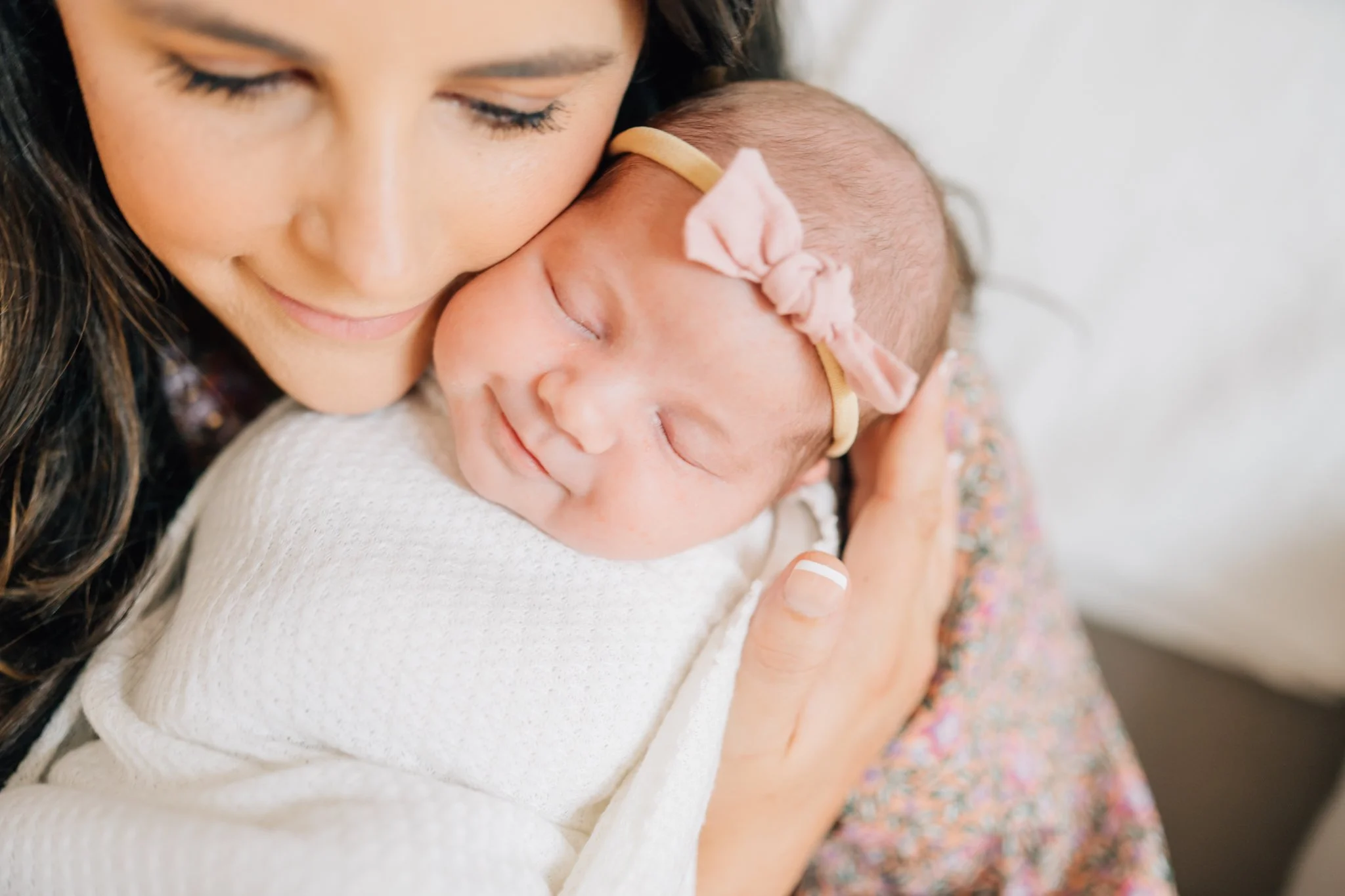 How to Start Newborn Photography (Beginner Guide)