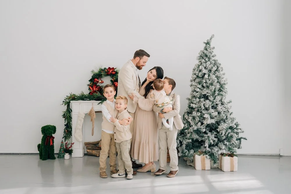 Best Holiday Mini Session Photographers in Greenville, SC