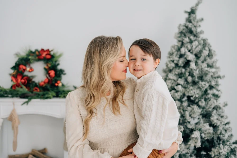Greenville Christmas Mini Sessions with a Cute Studio Christmas Backdrop with the best photographer