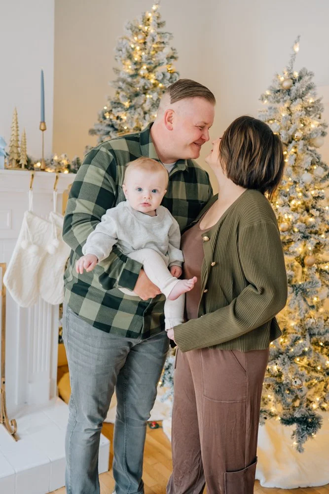 photographers with their own studio and christmas set up in Greenville, SC-7034.jpg