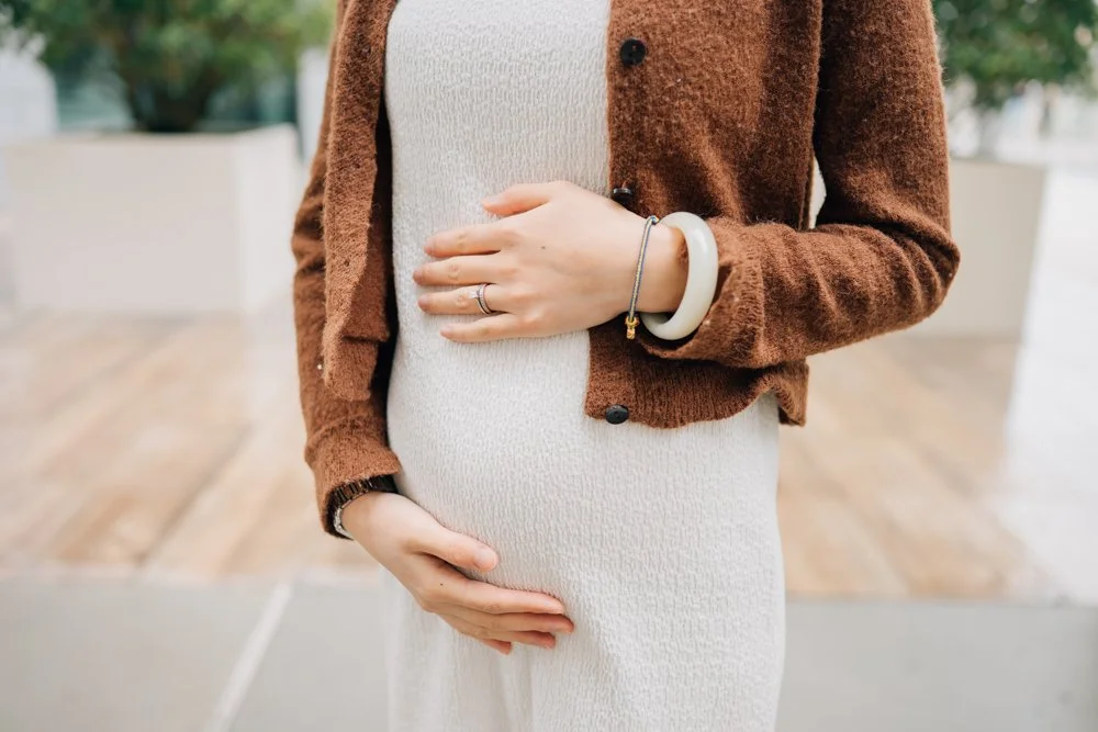 Christmas maternity photos in downtown Greenville south carolina-8839.jpg