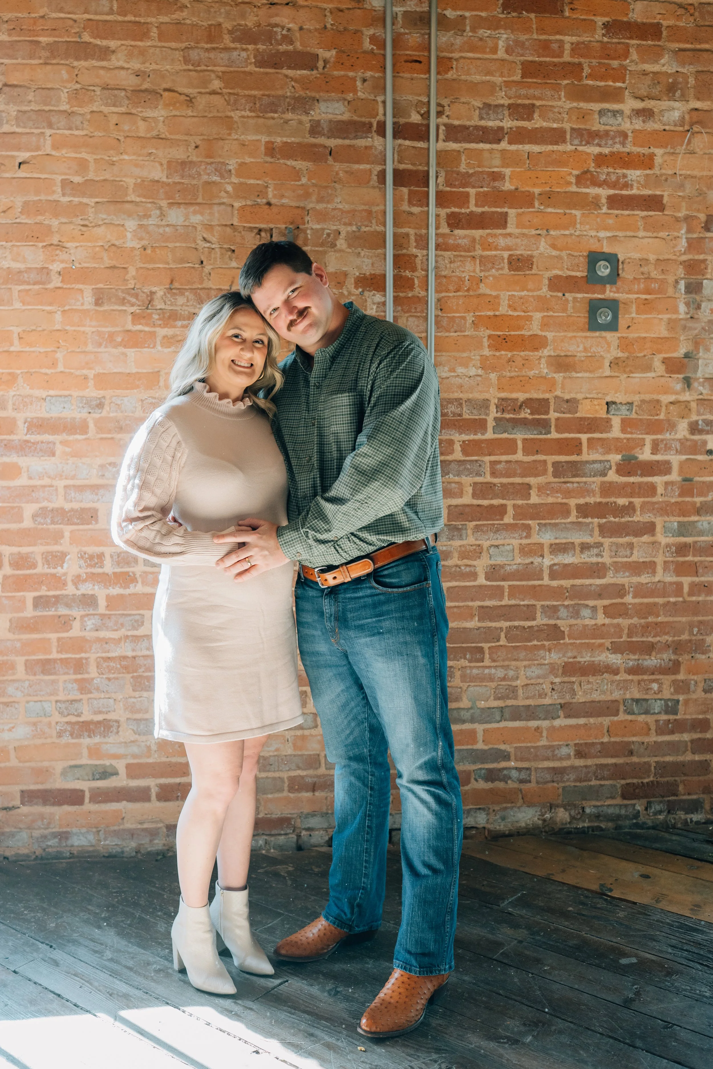 Extended Family Photos in Greenville SC: An Industrial Downtown Session