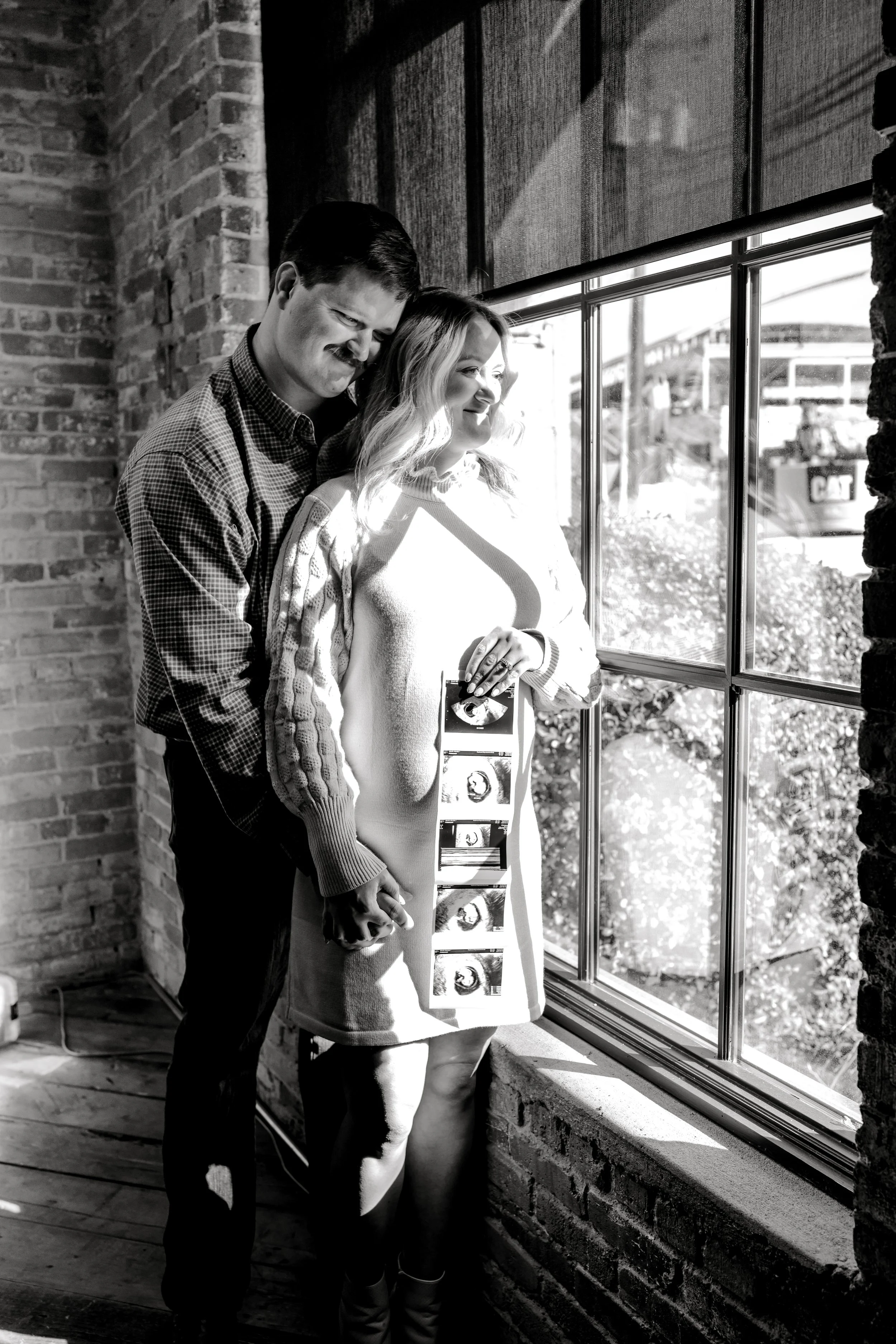 Extended Family Photos in Greenville SC: An Industrial Downtown Session