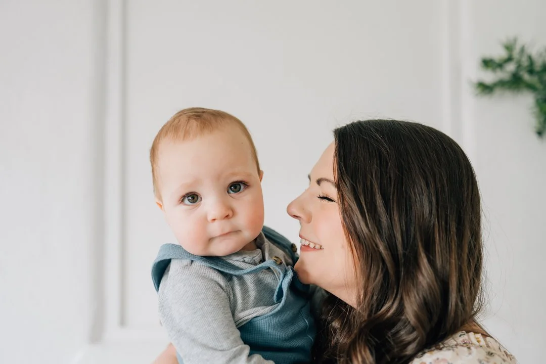 First Birthday Photoshoot in a Natural Light StudioFirst Birthday Photoshoot in a Natural Light Studio