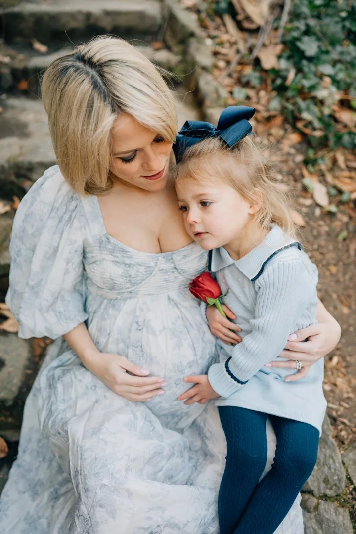 Downtown Greenville Maternity and Family Photos in the WinterDowntown Greenville Maternity and Family Photos in the Winter