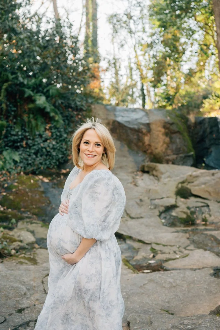 Downtown Greenville Maternity and Family Photos in the Winter