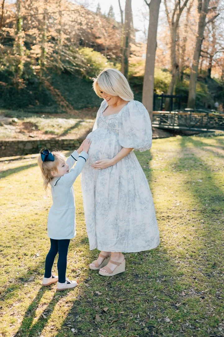 Downtown Greenville Maternity and Family Photos in the Winter