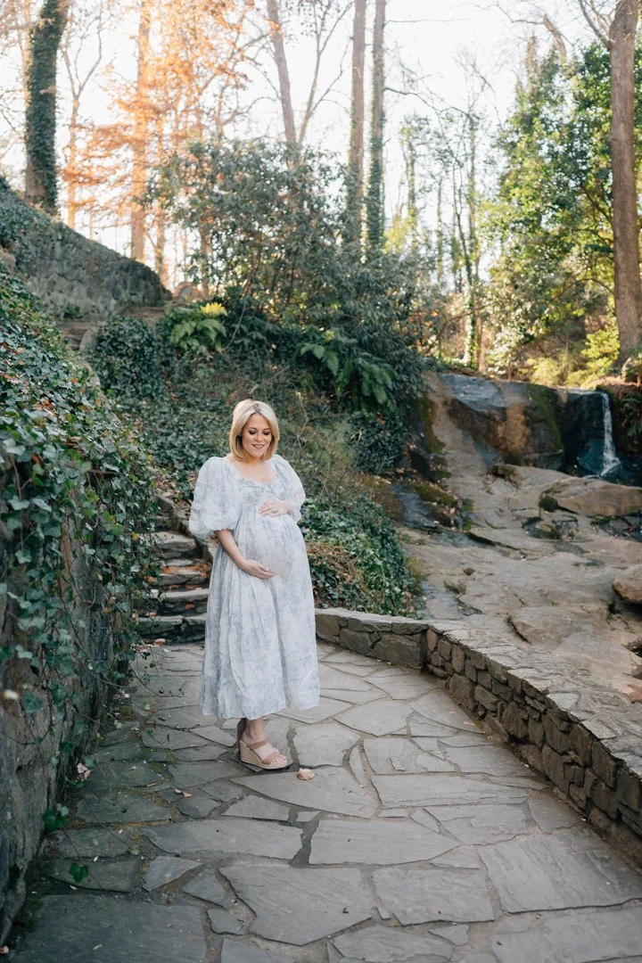 Downtown Greenville Maternity and Family Photos in the Winter