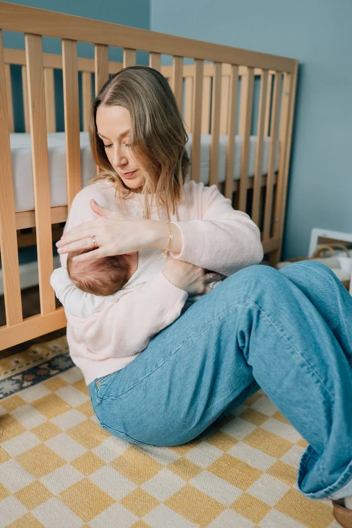 in home newborn photographer for relaxed photos-8849.jpg