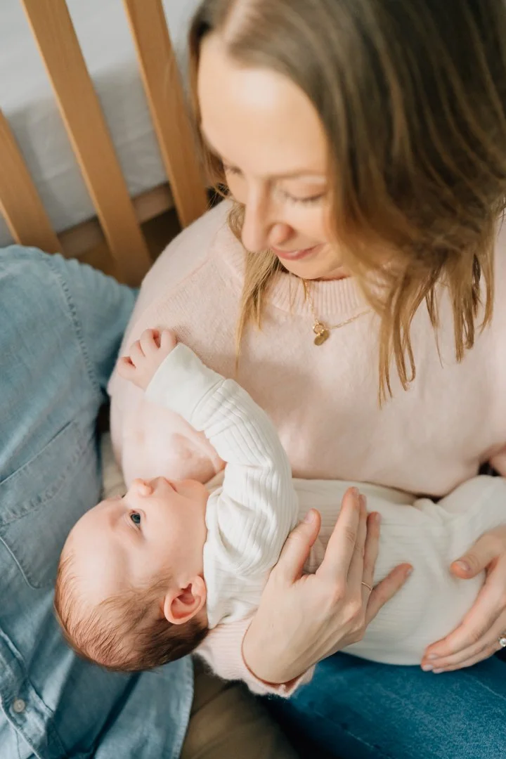 in home newborn photographer for relaxed photos-8896.jpg