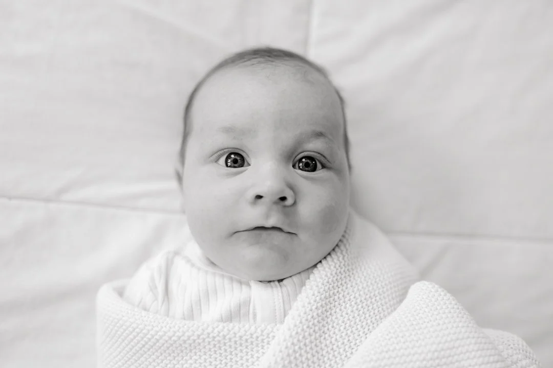 in home newborn photographer for relaxed photos-9059-2.jpg