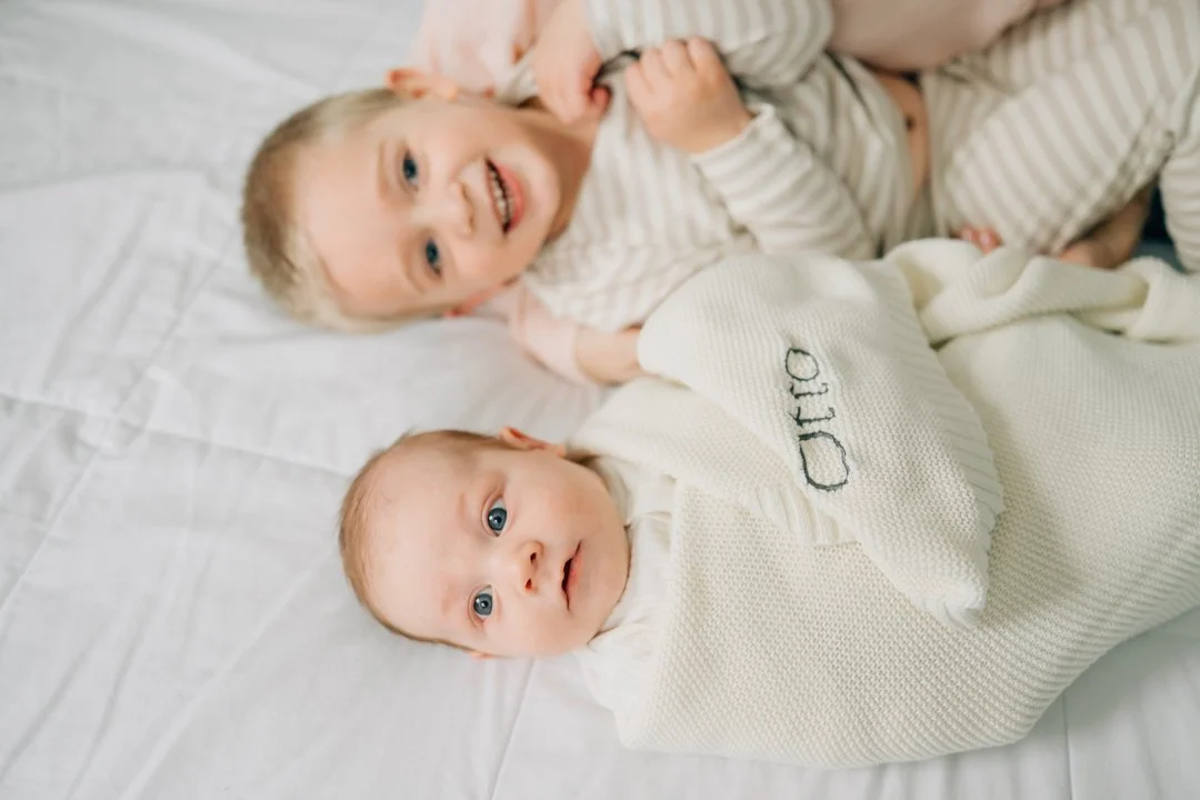 in home newborn photographer for relaxed photos-9074.jpg