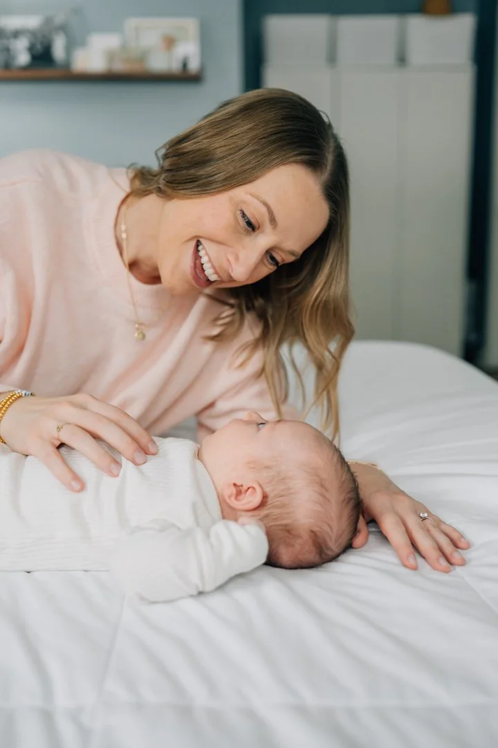 in home newborn photographer for relaxed photos-9188.jpg