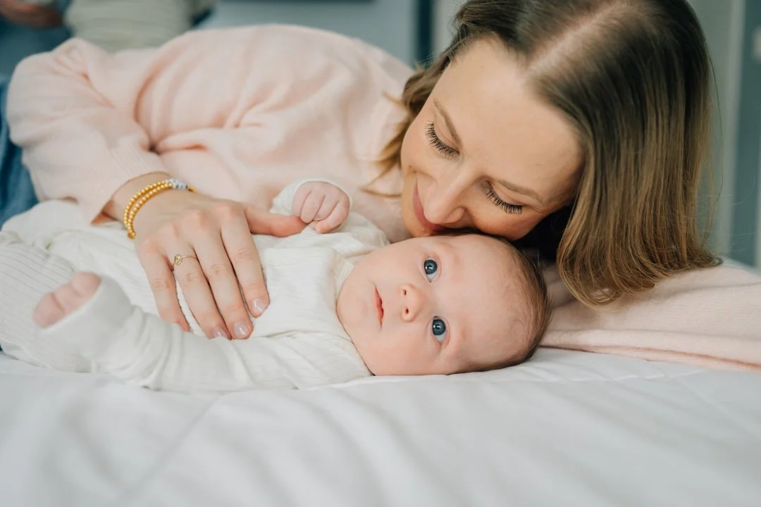 in home newborn photographer for relaxed photos-9206.jpg