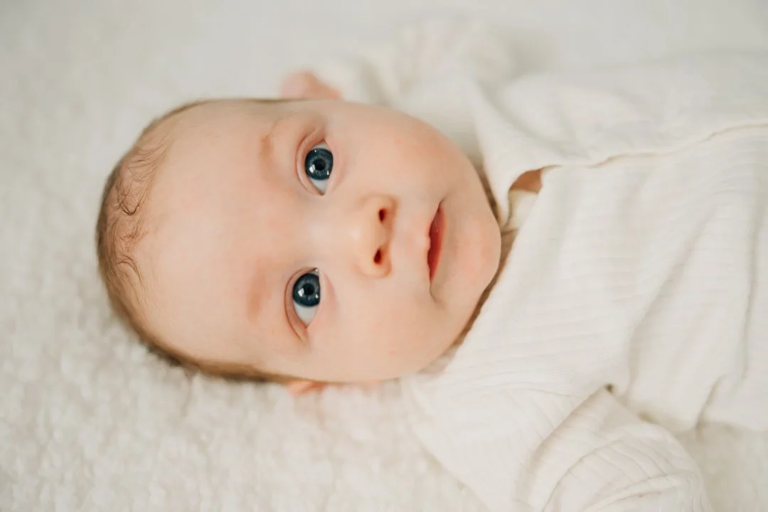 in home newborn photographer for relaxed photos-9414.jpg