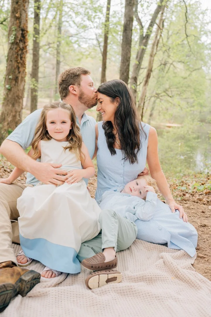 Extended Family Photographer in Greer, South Carolina