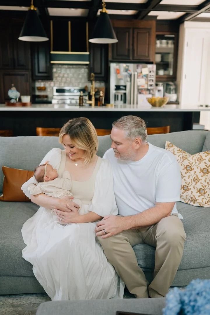  living room newborn photos 