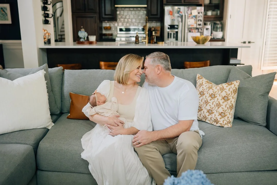  living room newborn photos 