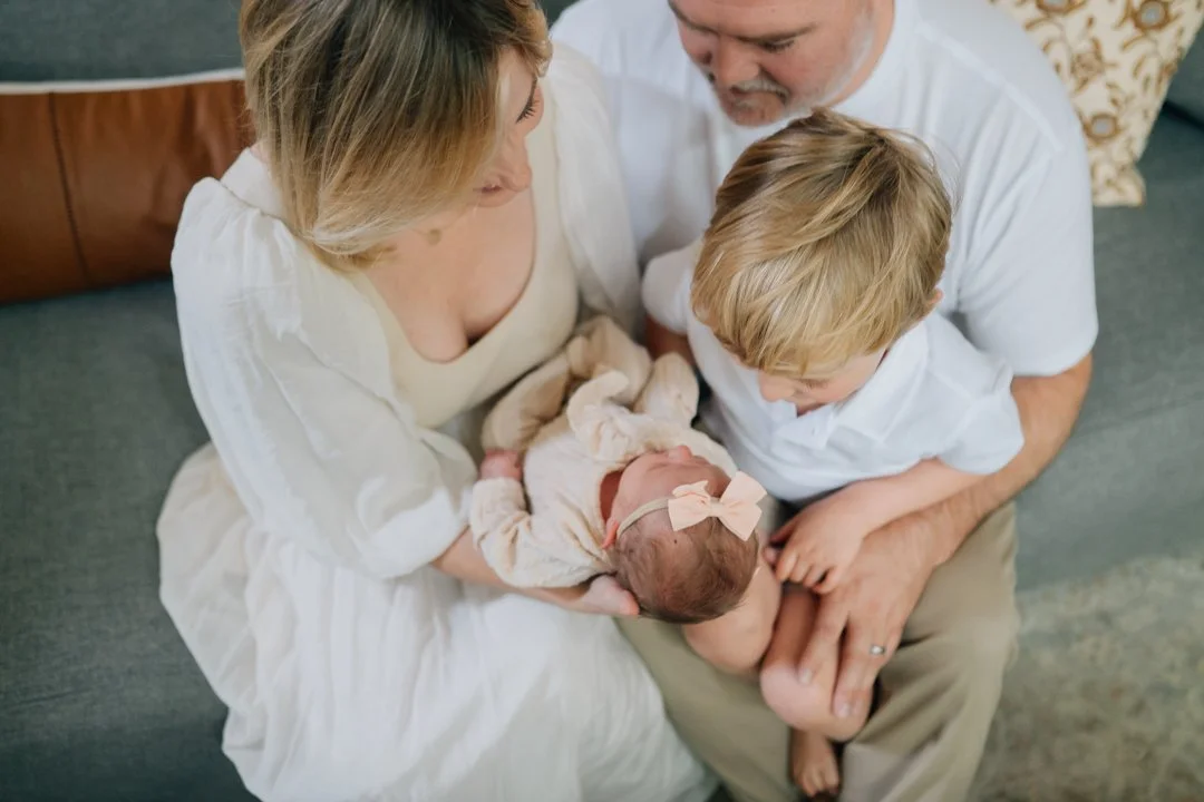  neutral outfits for newborn photos 