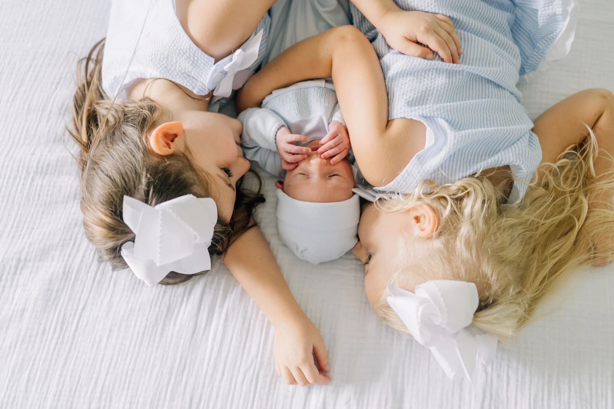 newborn baby and sibling photographer in simpsonville-0476.jpg