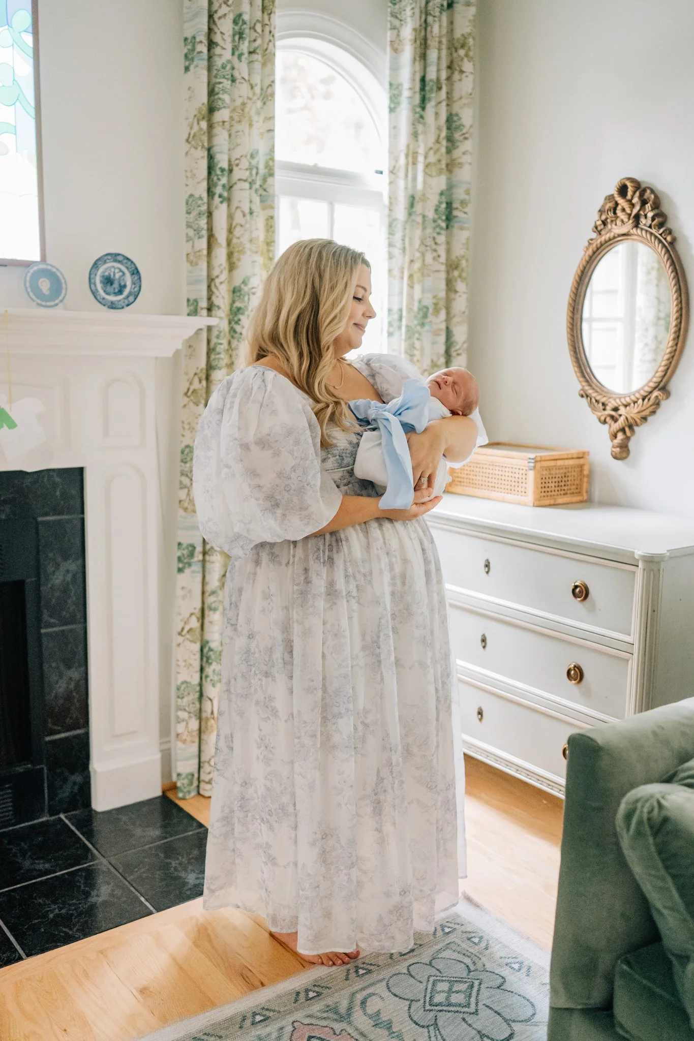 newborn baby and family photographer in simpsonville sc-1107.jpg