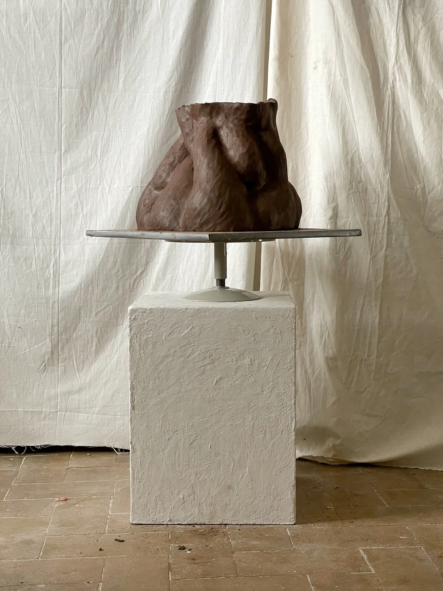 Halfway into building new stuff in bigger scale 🤠 What will it be? How will it look? We shall soon find out!