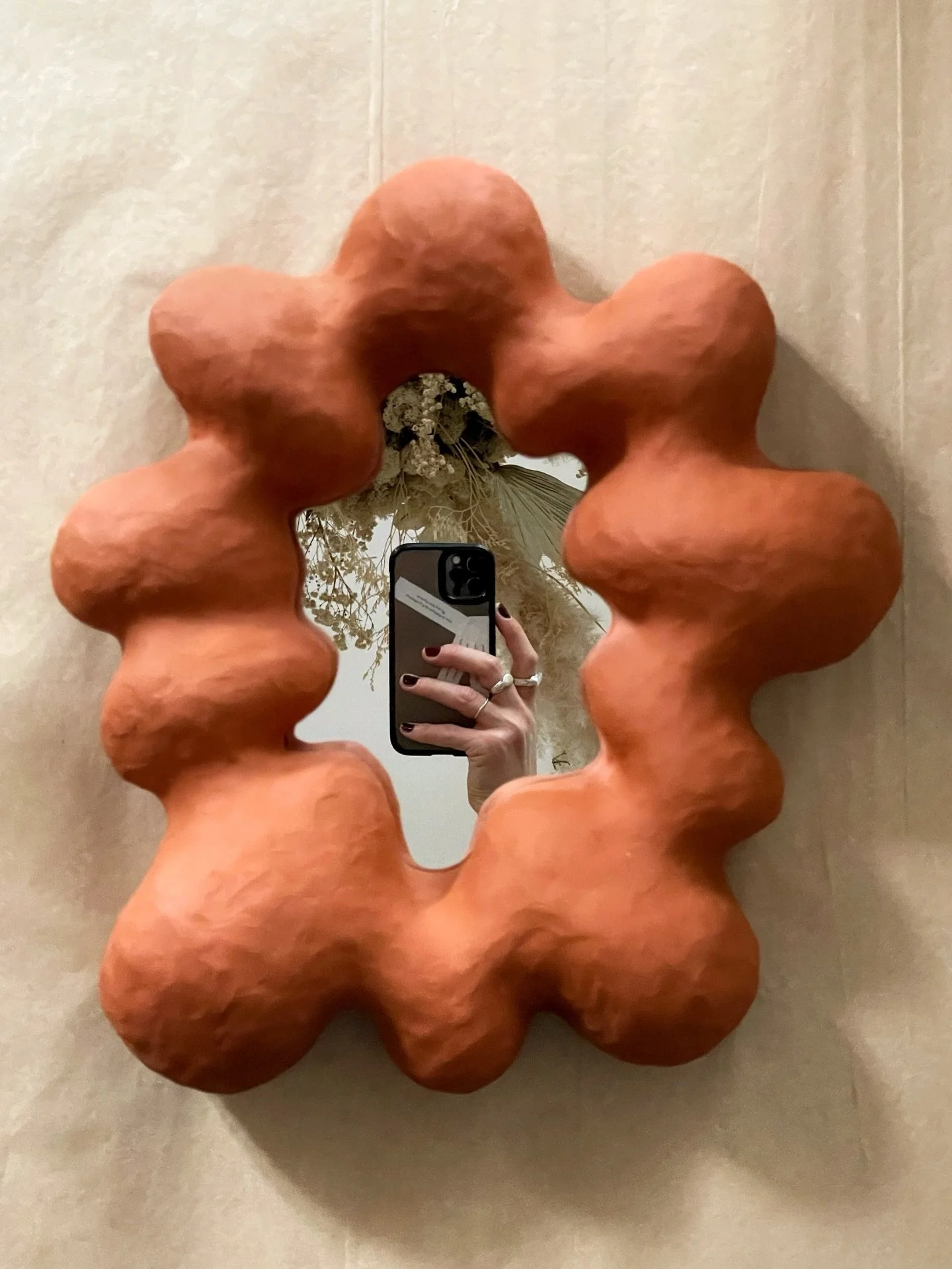 Terracotta mirror came out of the kiln the other day and said hey 👋  hey hey!