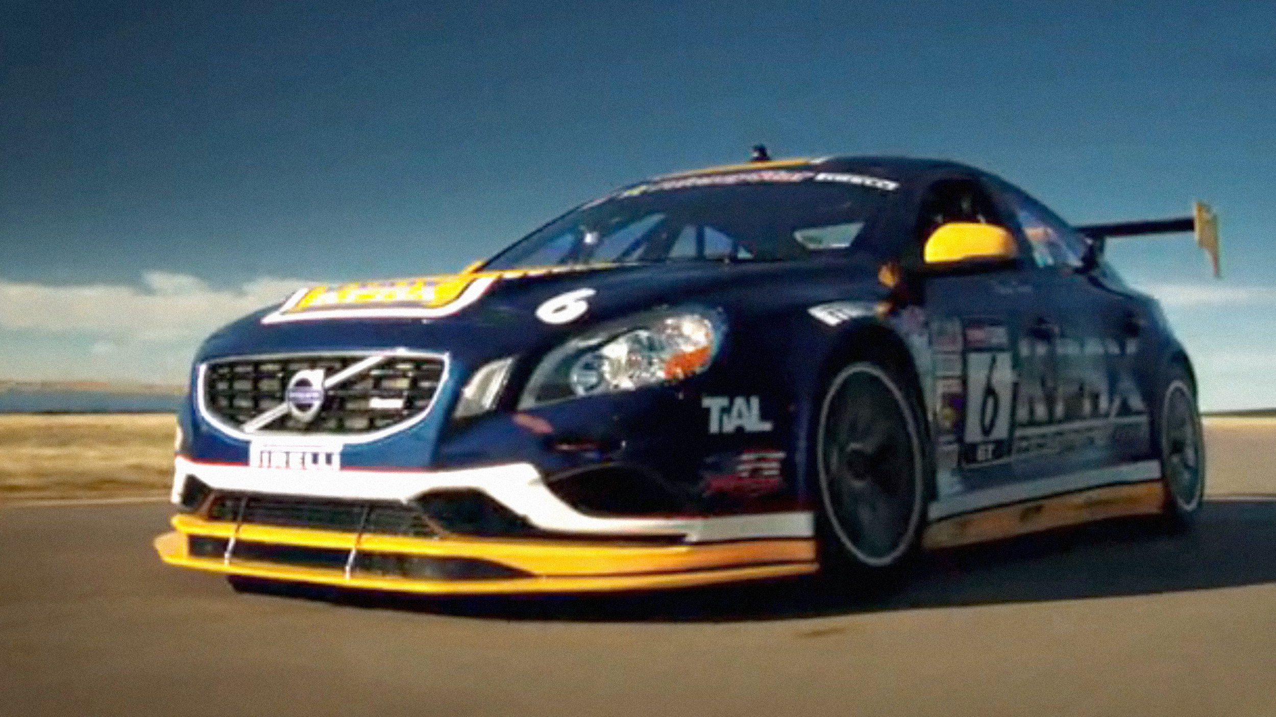 Screengrabs_Volvo_01.jpg