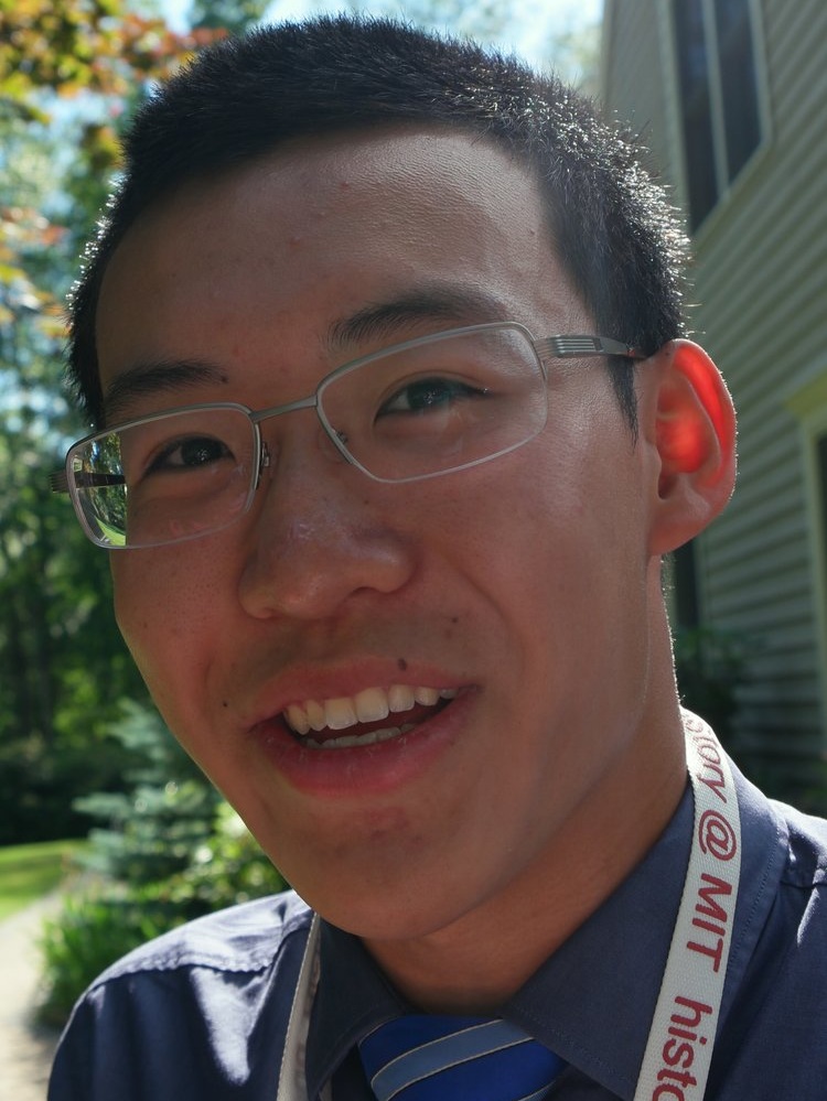 Hu_Henry_Headshot%2Bfor%2BFBOL.jpg
