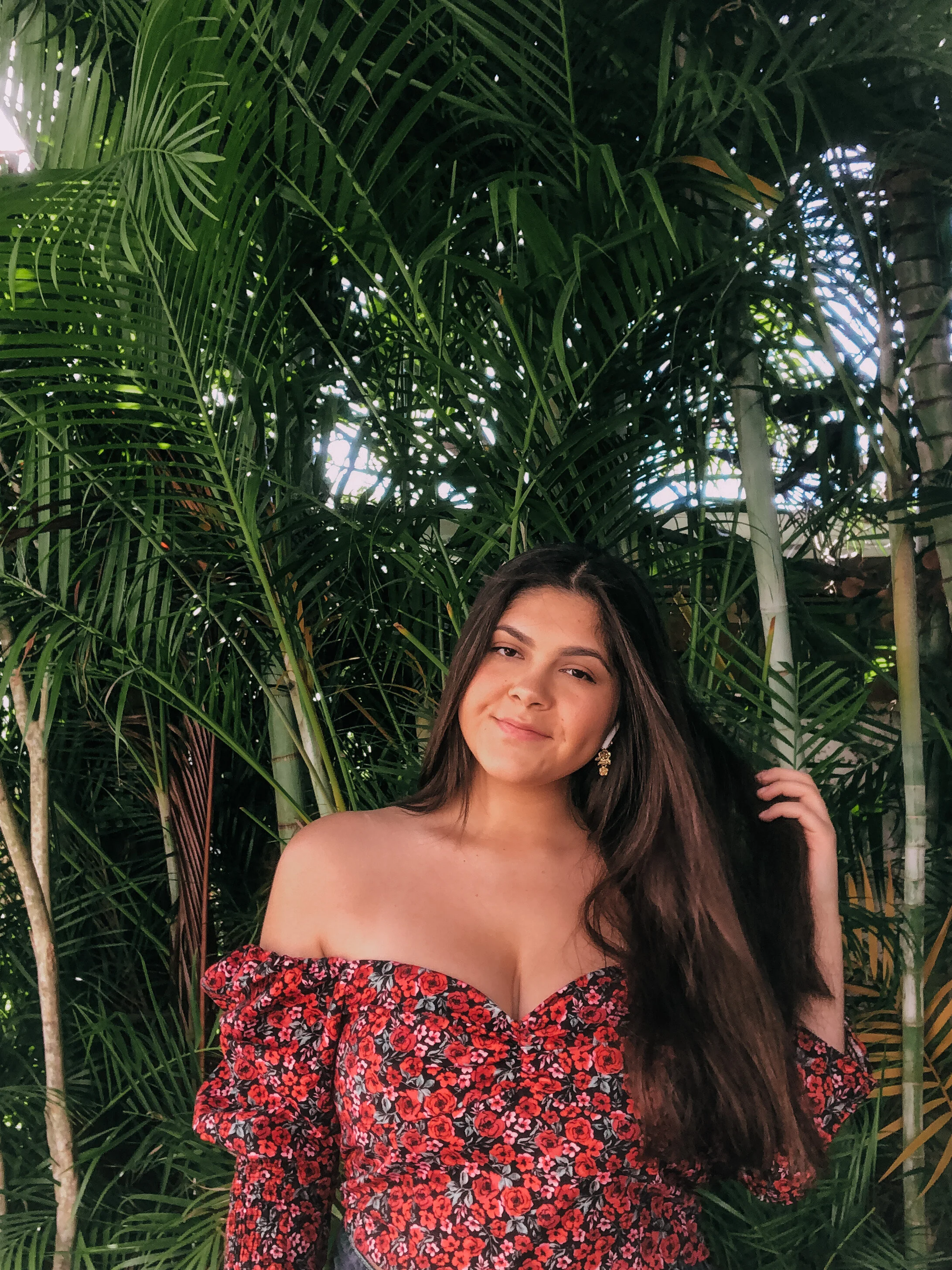 My Skin Habits, with Marketing Assistant Isabel Moya