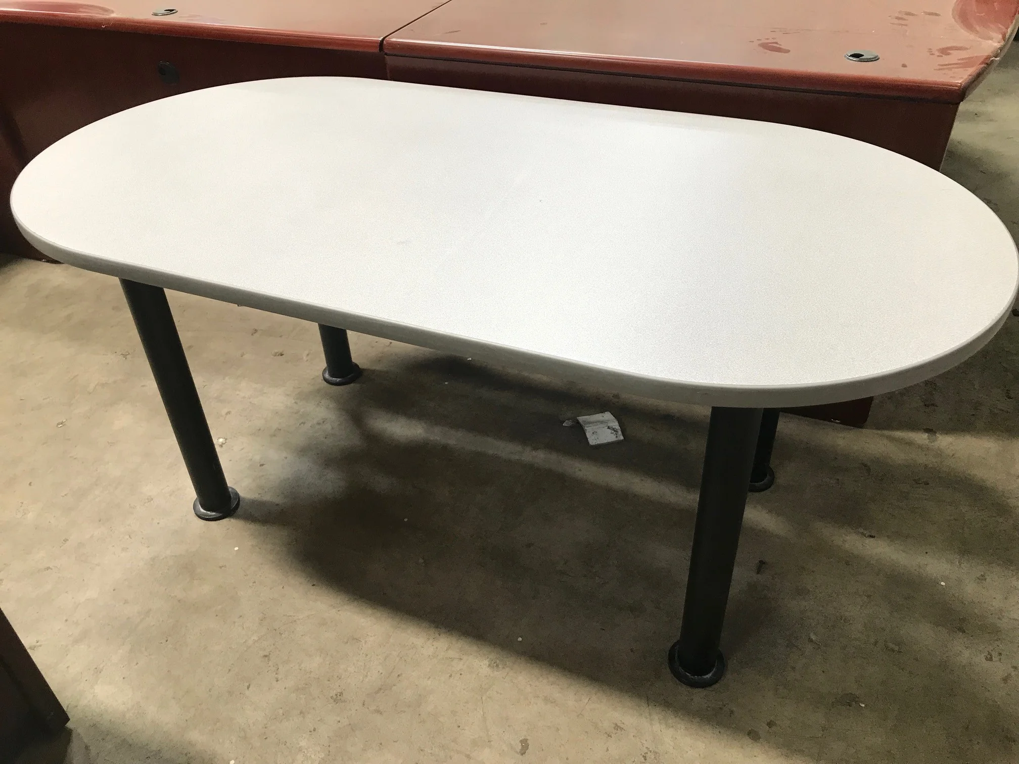 smalltable.jpg
