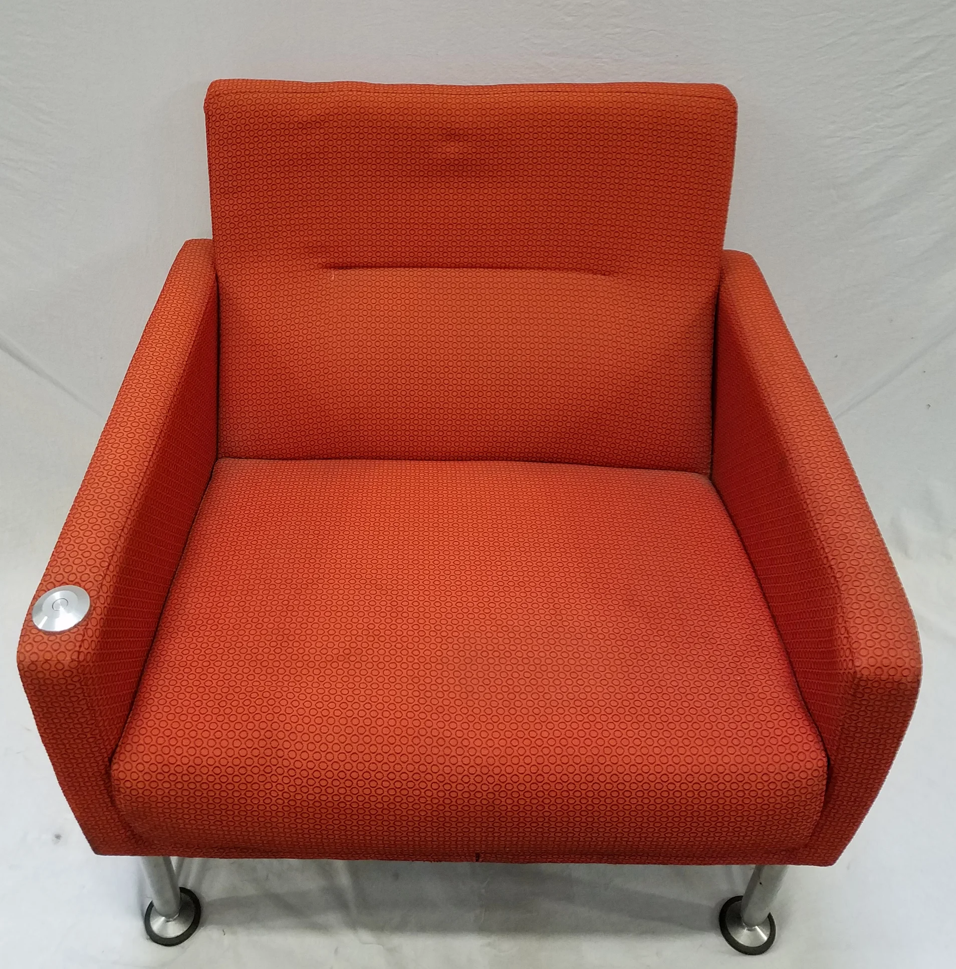 braytonredchair2.jpg