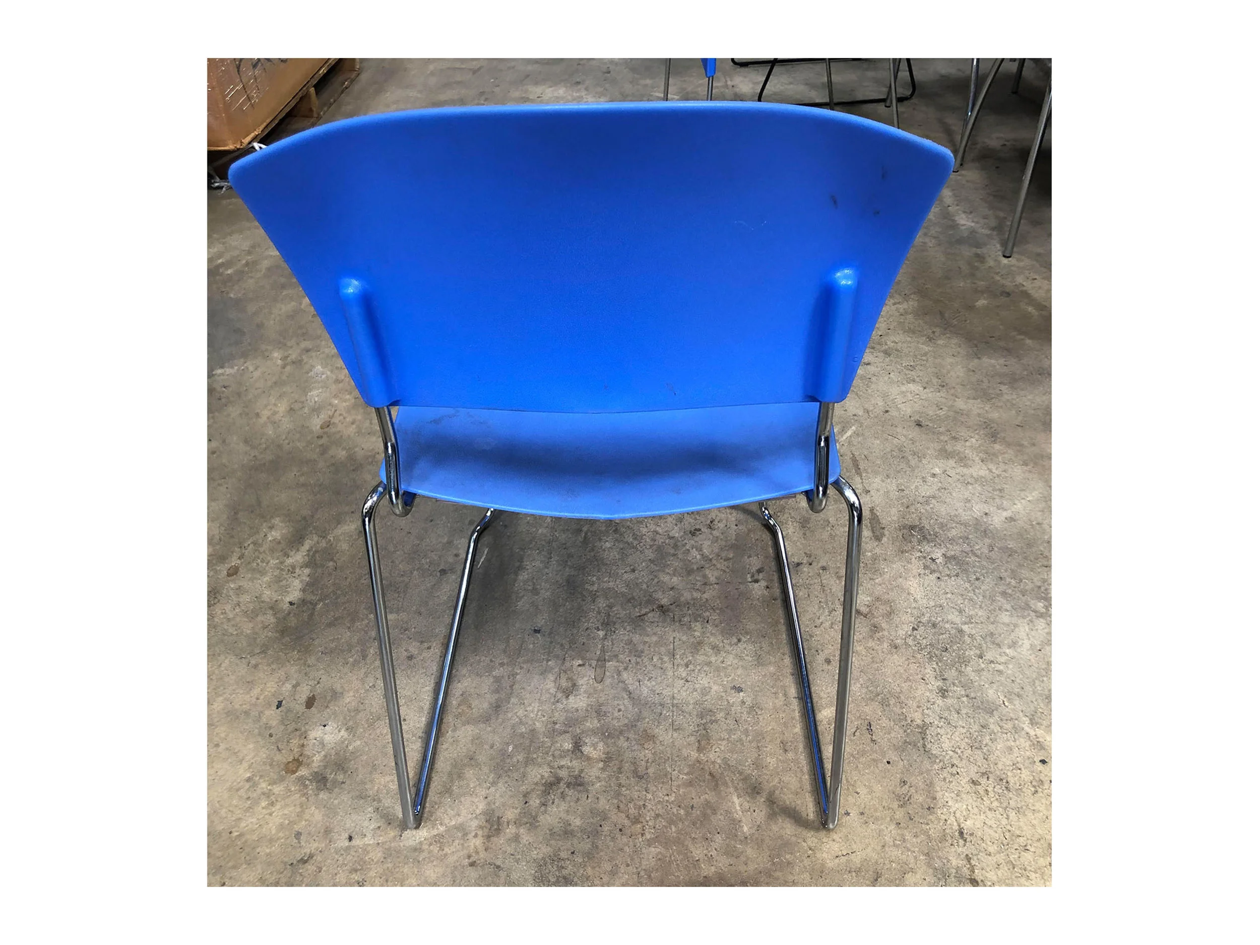 bluestackchairs2.jpg
