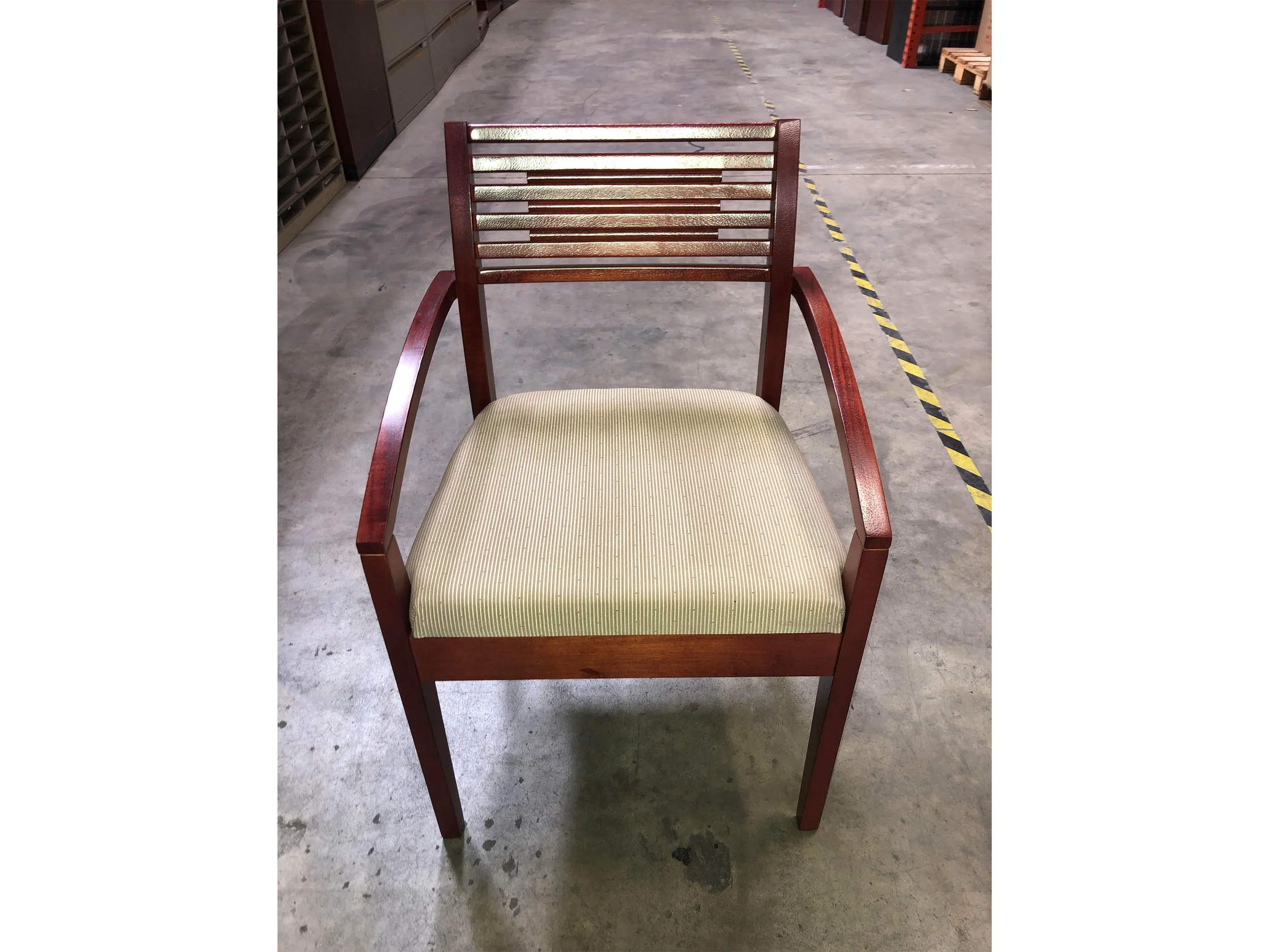 roundtableset6.jpg
