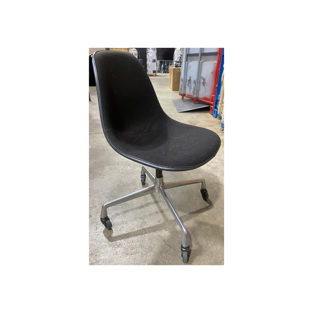 Vintage Eames Shell Swivel Chair by Herman Miller — Dynamic