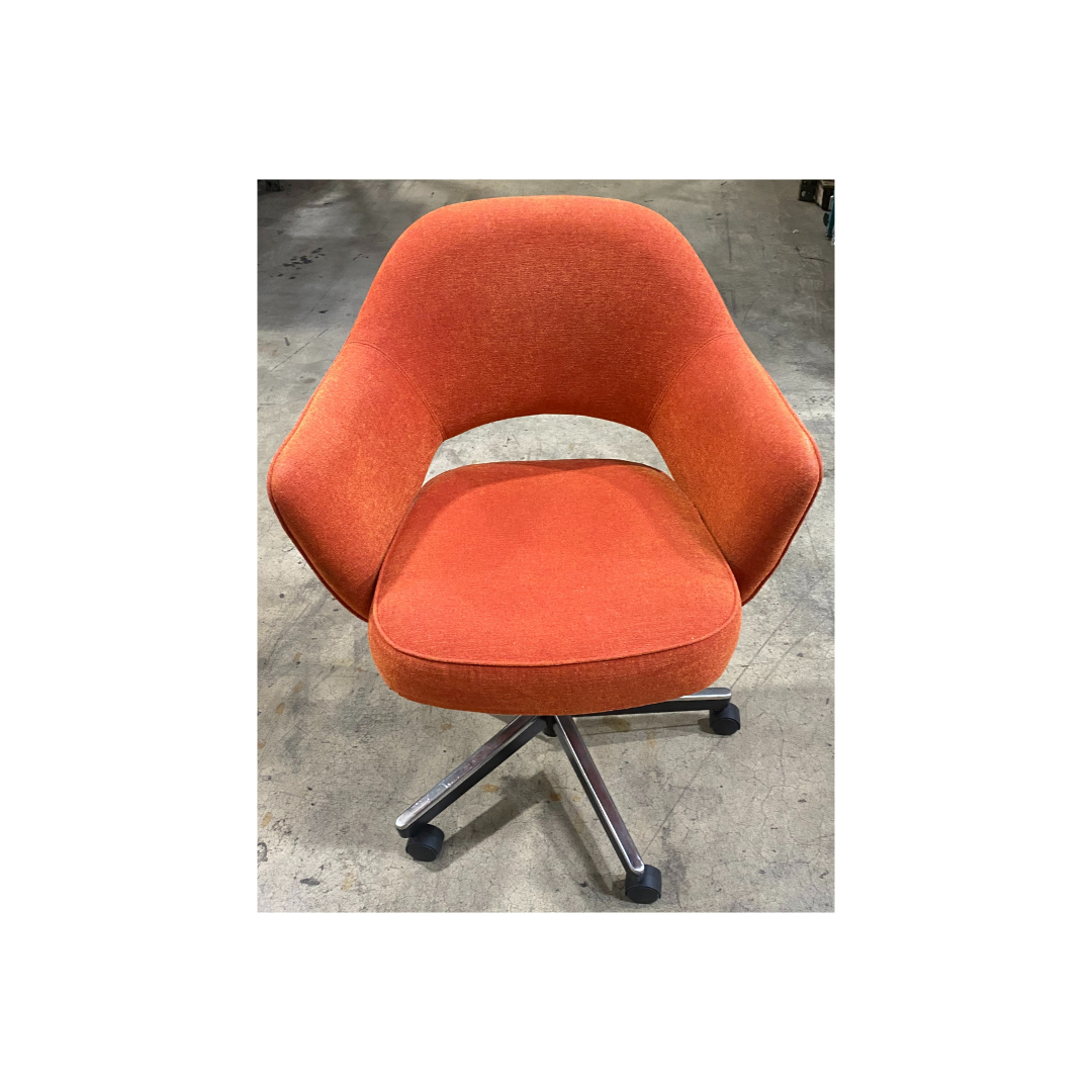 Modern Knoll Office Chair by Eero Saarinen