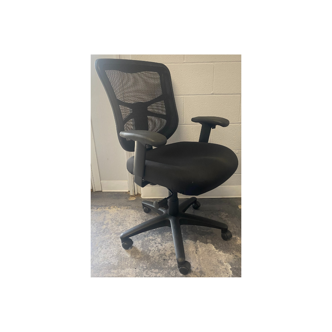 Used Desk Chair for Sale in Raleigh, NC