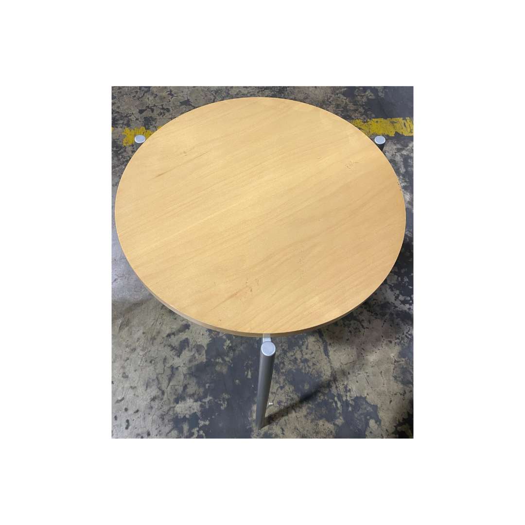 Office lounge end table by Steelcase Metro