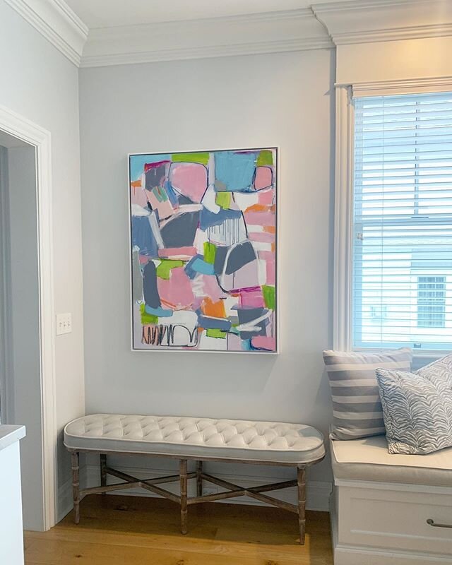 This beautiful piece has found its new home. Little did I know when I purchased it, it was just what I needed. It&rsquo;s bright, cheery and unexpected in my house full of neutrals. Check out @yclavelouxart , her pieces are truly beautiful!
#interior