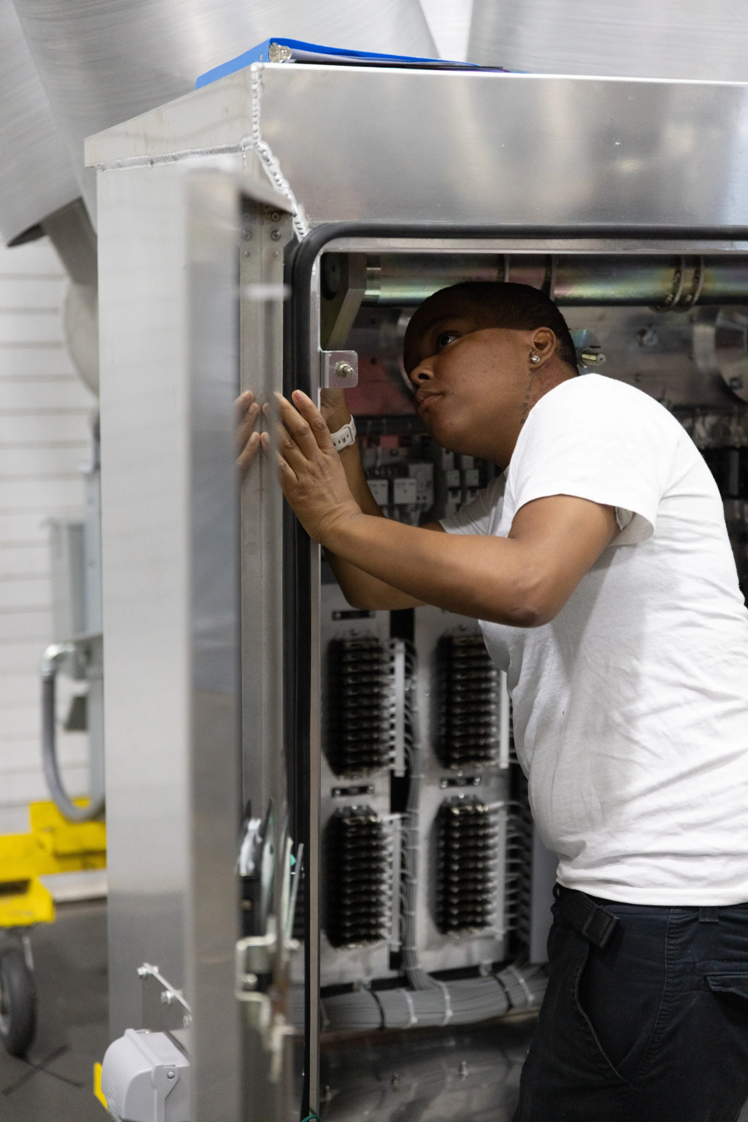 Meiden America Switchgear-20.jpg