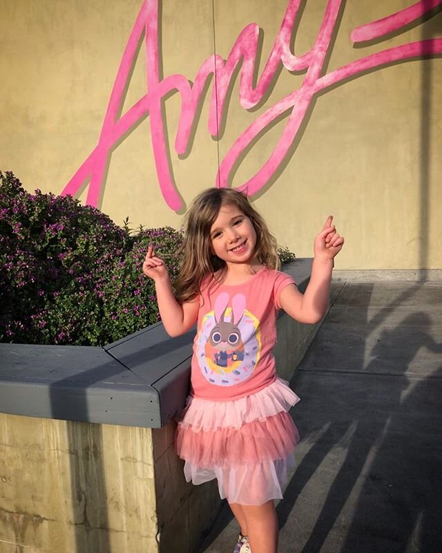 Curbside Kid #amysdrivethru #curbsidepickup