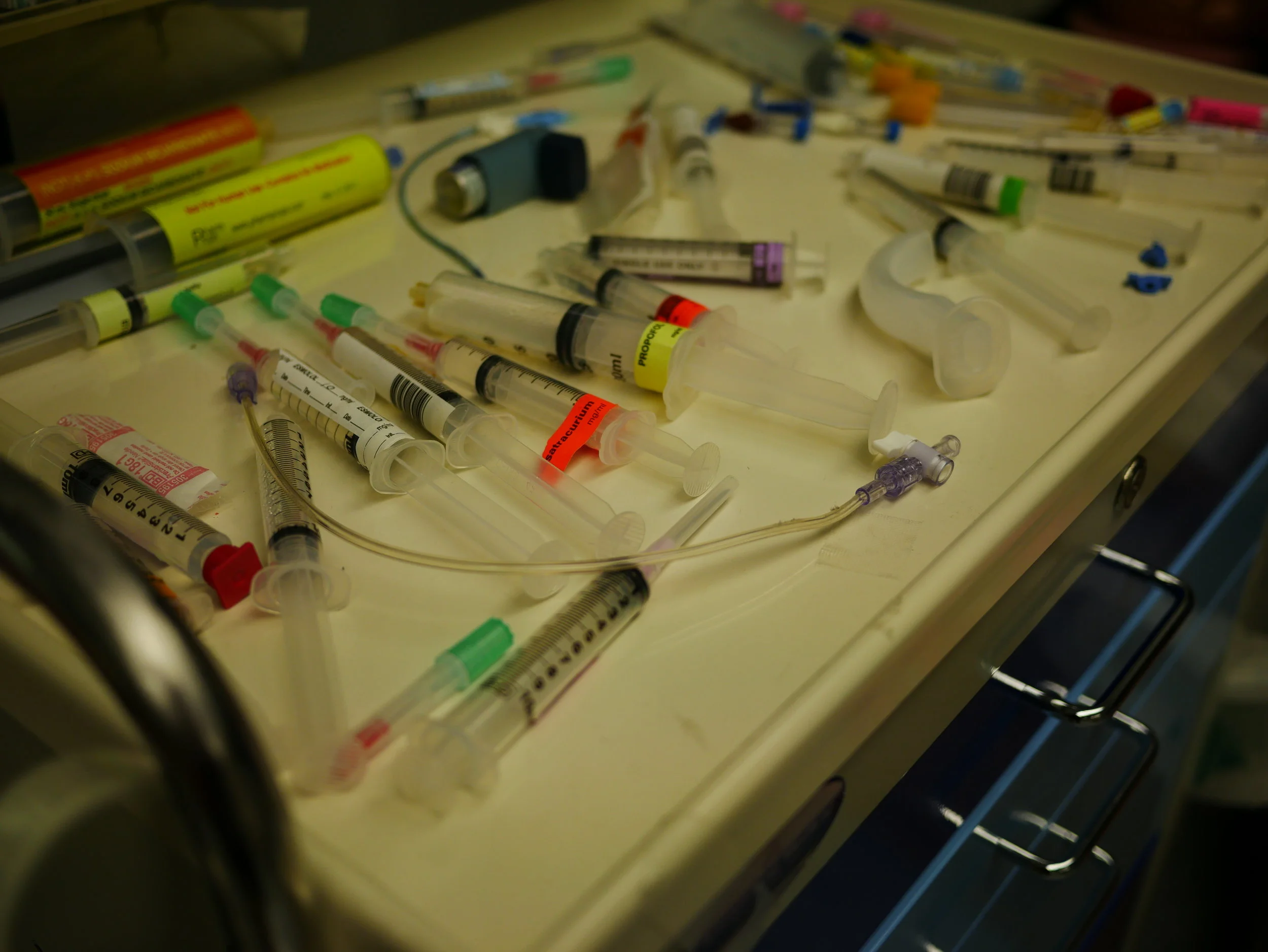 ANESTHESIA CART.JPG