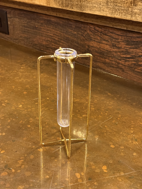 Gold Metal Bud Vase Testing Tubs