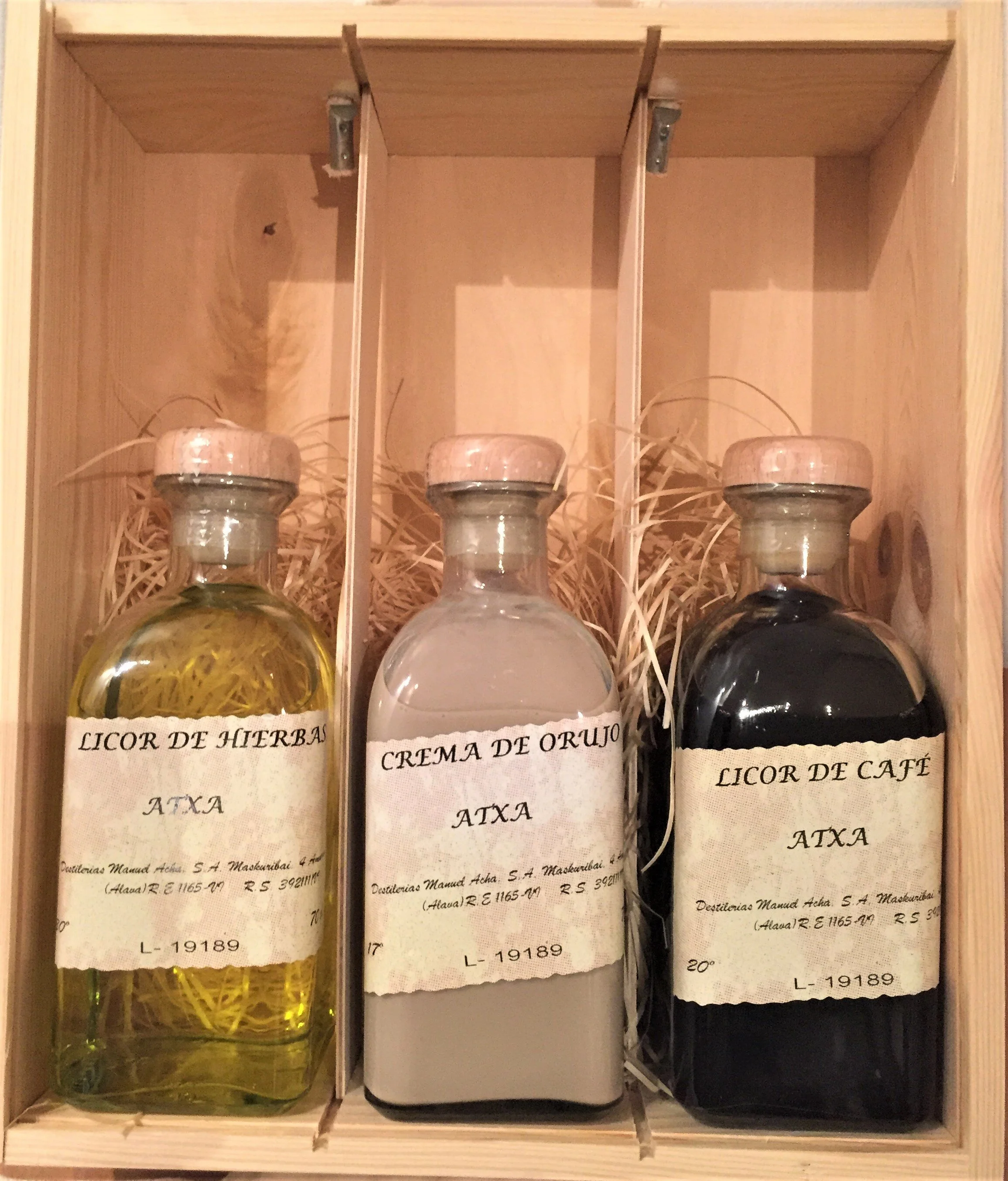 Spanish Liqueurs Gift Box — D&F Wines