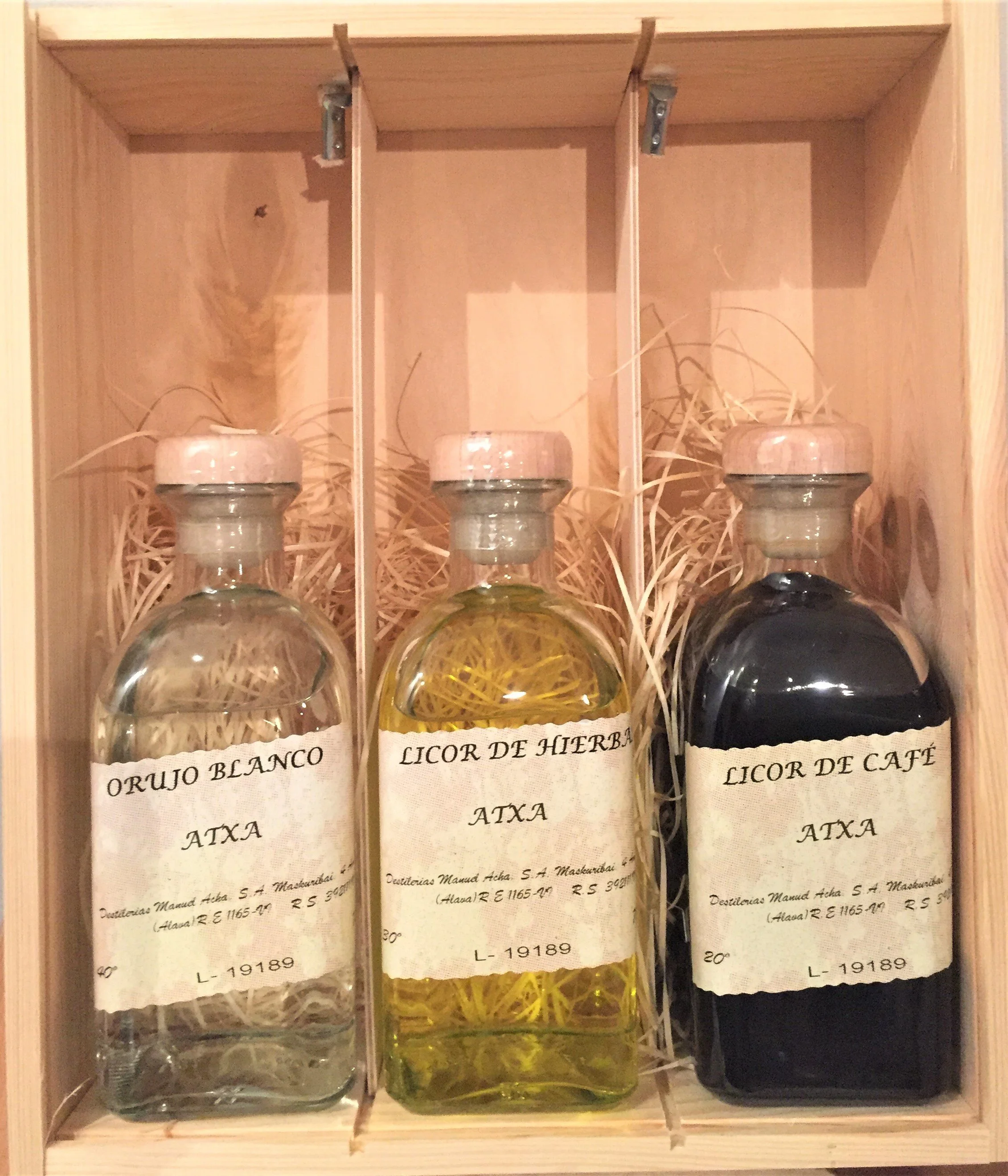 Spanish Liqueurs Gift Box — D&F Wines