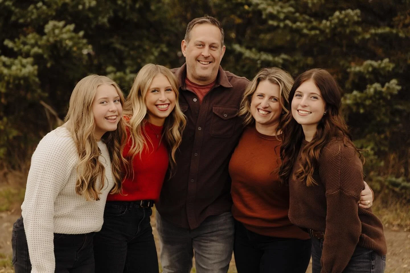 Love seeing families with older kids getting photos 🧡